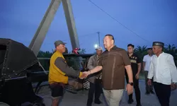 Pastikan Kesiapan Tepat Sasaran, Bupati Baharuddin Tinjau Lokasi Pembangunan Kampung Nelayan Merah Putih