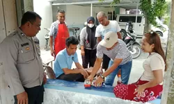 Dekati Warga, Bhabinkamtibmas Tanjung Balai Selatan Ajak Perangi Judi Online dan Narkoba