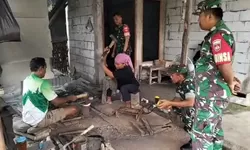 Babinsa Dorong UMKM Pembuatan Sabit, Upaya Perkuat Ekonomi Warga