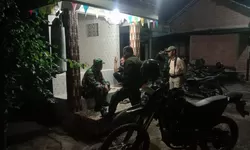 Patroli Gabungan  TNI Dan Warga di Sambi, Wujud Nyata  Jaga Keamanan   Lingkungan Tetap Kondusif