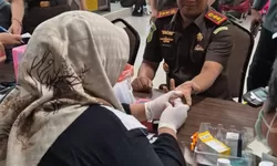 Kejari Simalungun dan Ikatan Adhyaksa Dharmakarini Peringati Hari Kartini, Gelar Bakti Sosial Pemeriksaan Kesehatan dan Donor Darah