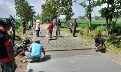 Sinergi TNI, Polri, Pemda dan Warga Percepat TMMD Reguler ke-128 Kodim 0725/Sragen di Desa Puro Kecamatan Karangmalang