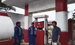 Pastikan BBM Subsidi Tepat Sasaran, Sat Polairud Polres Tanjung Balai Pantau Ketat SPBUN.