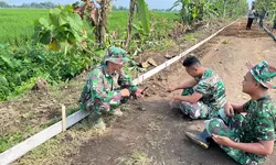 Pengobat Rasa Rindu Anggota Satgas TMMD Reg Ke-128 Sragen
