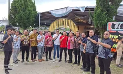 Rombongan Dit Intelkam Polda Sumut Hadiri Pernikahan Briptu Samuel Deopin Saragih dan Efri Elsridayani Purba