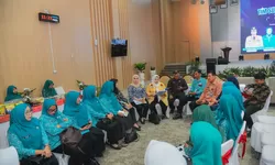 Dorong Penguatan Program Desa Percontohan, Wakil Bupati Batu Bara Sambut Supervisi TP PKK Provsu