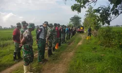 Dan SST Tekankan Pentingnya Apel Pagi Satgas TMMD Reg 128 Sebelum Bekerja