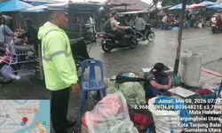 Sat Lantas Polres Tanjung Balai Ajak Pedagang Tertib Berlalu Lintas.