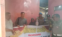 Polres Tanjung Balai Gelar 'Minggu Kasih', Bagikan Sembako dan Serap Aspirasi Warga 