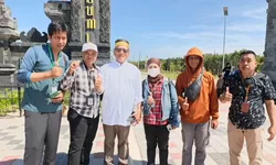 Kapolres Ogan Ilir Bersama Wakil Bupati Hadiri Peletakan Batu Pertama Pembangunan Masjid Al Ma’ruf Hasanah oleh Pangdam II/Sriwijaya di Danau Biru