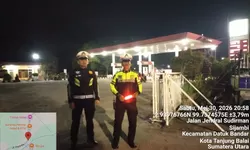 Antisipasi Kelangkaan BBM, Sat Lantas Polres Tanjung Balai Patroli di Sejumlah SPBU
