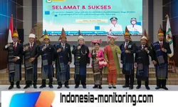 Wesly Silalahi  melantik tujuh Pejabat Pimpinan Tinggi Pratama di Pemko Pematangsiantar. 