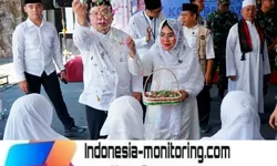 Tepung Tawar Jamaah Haji/Hajjah Kota Pematangsiantar di rumah dinas Wali Kota.