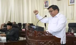 Rapat Paripurna DPRD Batubara Tentang Pandangan Umum Fraksi Terhadap Raperda APBD Tahun 2025