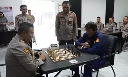 Perebutkan Gelar Juara Kapolres Cup, 18 Tim Satkamling Sibolga Bertarung dalam Kejuaraan Catur Dalam Rangka HUT Bhayangkara ke 80