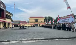 Polres Tanjungbalai Gelar Apel Pagi dan Latihan Defile Mantapkan Kedisiplinan Personel 