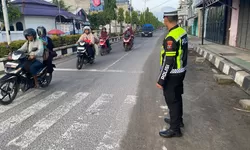 Pastikan Kamseltibcarlantas Aman, Sat Lantas Polres Tanjung Balai Gelar Gatur Padat Pagi 
