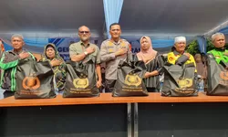 Polri dan Bulog Salurkan 18,5 Ton Beras SPHP, Perkuat Ketahanan Pangan di Sumsel