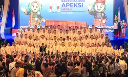 Wali Kota Pematangsiantar Menghadiri Pembukaan Rakernas XVIII APEKSI di Medan.