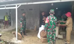 Dukung Swasembada Pangan, Babinsa Koramil Jatiroto Kunjungi Tempat Penggilingan Padi