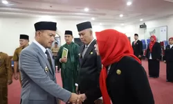 Lantik 16 Pejabat, Wali Kota Tegaskan Jaga Integritas dan Kode Etik