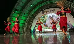 Wesly Silalahi Menghadiri Pagelaran Seni dan Budaya Kota Pematangsiantar  PRSU ke-50 Tahun 2026 di Medan.