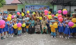 Masa Perkenalan Lingkungan Sekolah UPTD TK Pembina Negeri 2 Pematangsiantar.