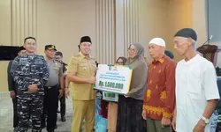 Bupati Batu Bara Tegaskan Komitmen Pemkab Salurkan Insentif bagi Bilal Mayit, Penggali Kubur, dan Guru Mengaji