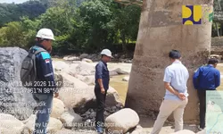 Percepat Distribusi Air Bersih ke Wilayah Kalangan, PDAM Mual Nauli Tinjau Proyek Jembatan Pipa Jalur Sihaporas