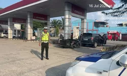 Antisipasi Kelangkaan BBM, Sat Lantas Polres Tanjung Balai Patroli di Sejumlah SPBU