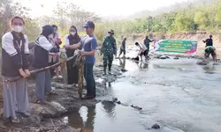 Aksi Nyata Kodim 0724/Boyolali Selamatkan Sungai Serang dari Tumpukan Sampah Demi Cegah Banjir