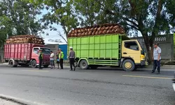Tekan Angka Kecelakaan, Satlantas Polres Tanjung Balai Edukasi Sopir Truk Soal Bahaya ODOL