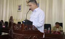 Fraksi KDRI dan Fraksi KPN Setujui Laporan Pansus Perubahan Bentuk Hukum Perseroan Terbatas Menjadi Perusahaan Daerah Pembangunan Batra Berjaya dan Ap