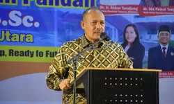 Hadiri Pelantikan Angkatan XXXIII SMA Matauli Pandan, Wakil Bupati Tapteng Ingatkan Peserta Didik Bijak Menghadapi Tantangan Era Digital