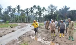 Bupati Tapanuli Tengah Siapkan Program Gugus Tugas SAHATA SAOLOAN Percepatan Pemulihan Pascabencana