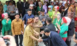 Wako Siantar  Hadiri Peresmian Renovasi Makam Tokoh Simalungun dr. Djasamen Saragih di Raya Kab. Simalungun.