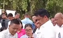 Jalan Rusak, Warga Nias Utara Harap Aksi Nyata Pemerintah