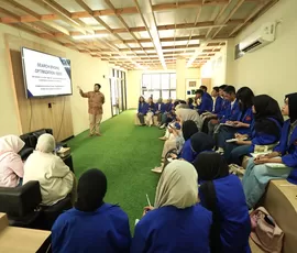 Mahasiswa UNISAL Bandung Lakukan Industry Visit ke Kantor Promedia Group, Pelajari Perkembangan Industri Media Massa