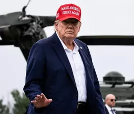 Trump Ancam Oman, Selat Hormuz Jadi Titik Panas Baru