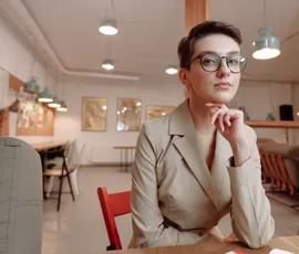 Trik Elegan Menghadapi Microaggressions di Kantor Tanpa Bikin Mentally Exhausted