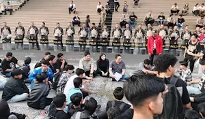 Sampaikan Aspirasi, Sejumlah Gabungan Mahasiswa Kunjungi DPRD Sulut