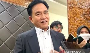 Yusril Ihza Mahendra Temui Airlangga di Kantor DPP Partai Golkar, Apa yang Dibahas?