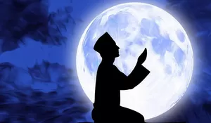 5 Amalan untuk Meraih Malam Lailatul Qadar di Bulan Ramadhan 2025, Apa Saja?