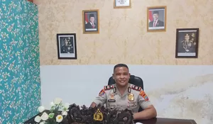 Kapolsek Pineleng Bantah Keras Tudingan Miring Terkait Dugaan Adanya Titipan BBM Jenis Solar di SPBU 74.593.21