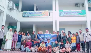 Mobil klinik FDP layanan sunat massal