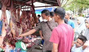 Meugang Ramadhan di pulau wisata Sabang ditengah guyuran hujan