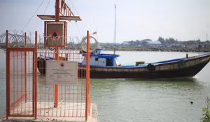 Penempatan Flood Early Warning System (FEWS) di pelabuhan Lampulo