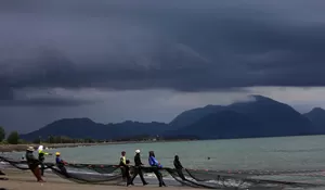 BMKG:Hujan lebat dan angin kencang di sejumlah wilayah di Aceh