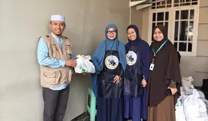 Yayasan AMC  salurkan 1.200 paket daging  kurban untuk pengajar Al Quran
