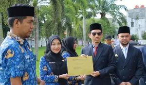 Bupati Aceh Barat sebut PNS beda dengan karyawan swasta